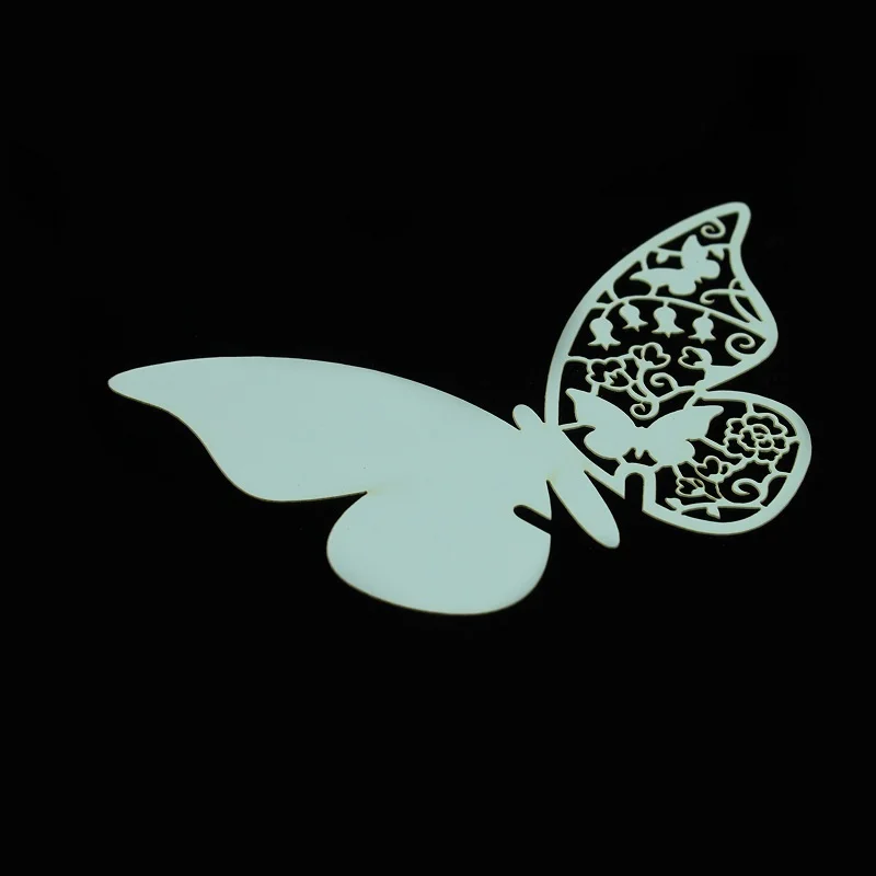 light blue 50 шт./компл. оптовые поставки Свадебные Бабочка карточка с именем и местом для Свадебная вечеринка Настольный декоративный бокал для вина вечерние события - Цвет: light blue