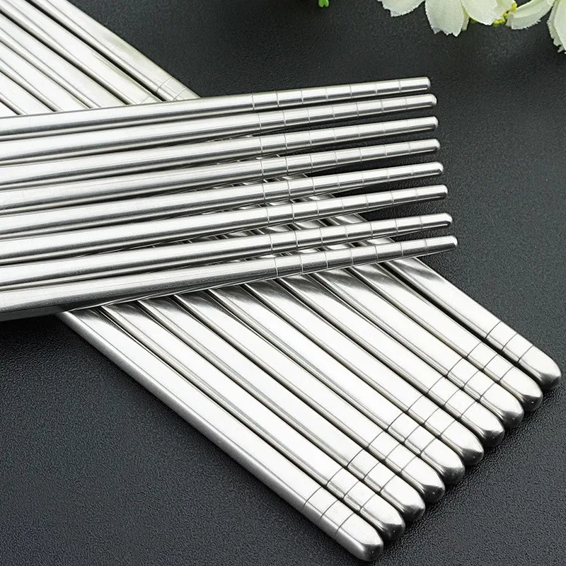

2 Pairs Metal Chopsticks Stainless Steel Chopsticks Laser Engraving Food Sticks Portable Reusable Chopstick Sushi Sticks Kitchen