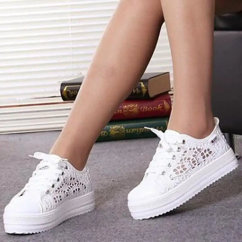 

2021 Summer Women Shoes Casual Cutouts Lace Canvas Shoes Hollow Floral Breathable Platform Flat Vulcanized Shoes Zapatos Mujer