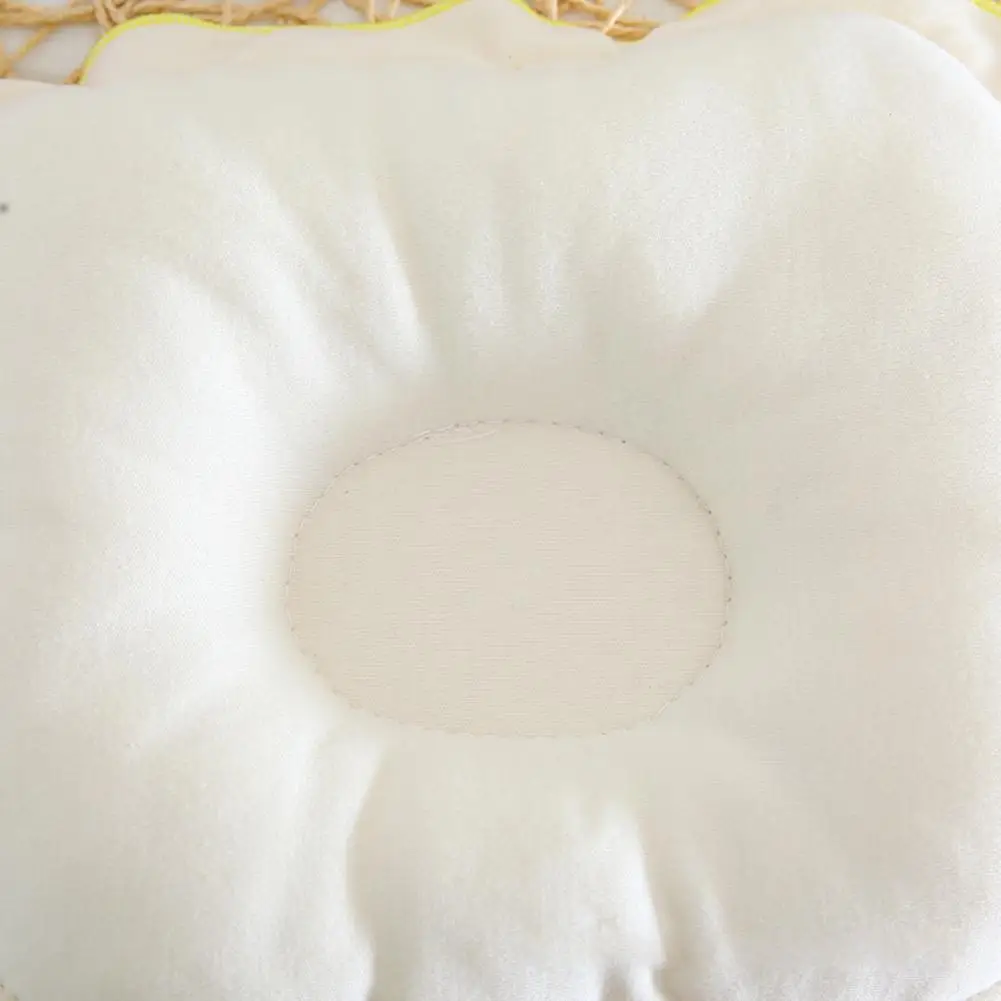 

Anti-Flat Head Ruffled Infant Newborn Baby Pillow Velvet Cotton Support Cushion
