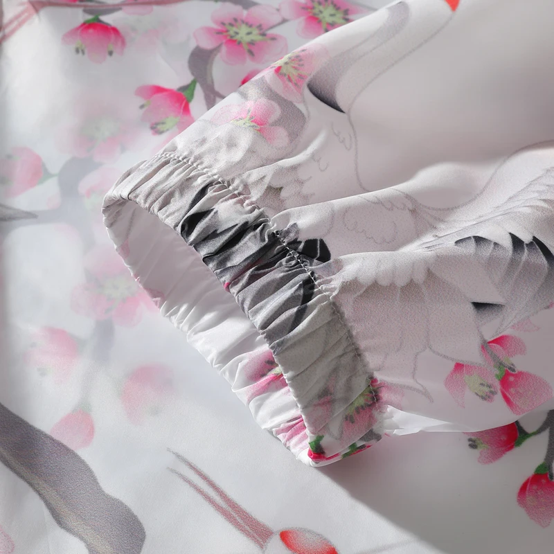 

Summer Lightweight Hiking Jacket Men Outdoor Japanese Crane Print Hooded Camping Jacket Mens Windbreaker Ultralight Sportswear