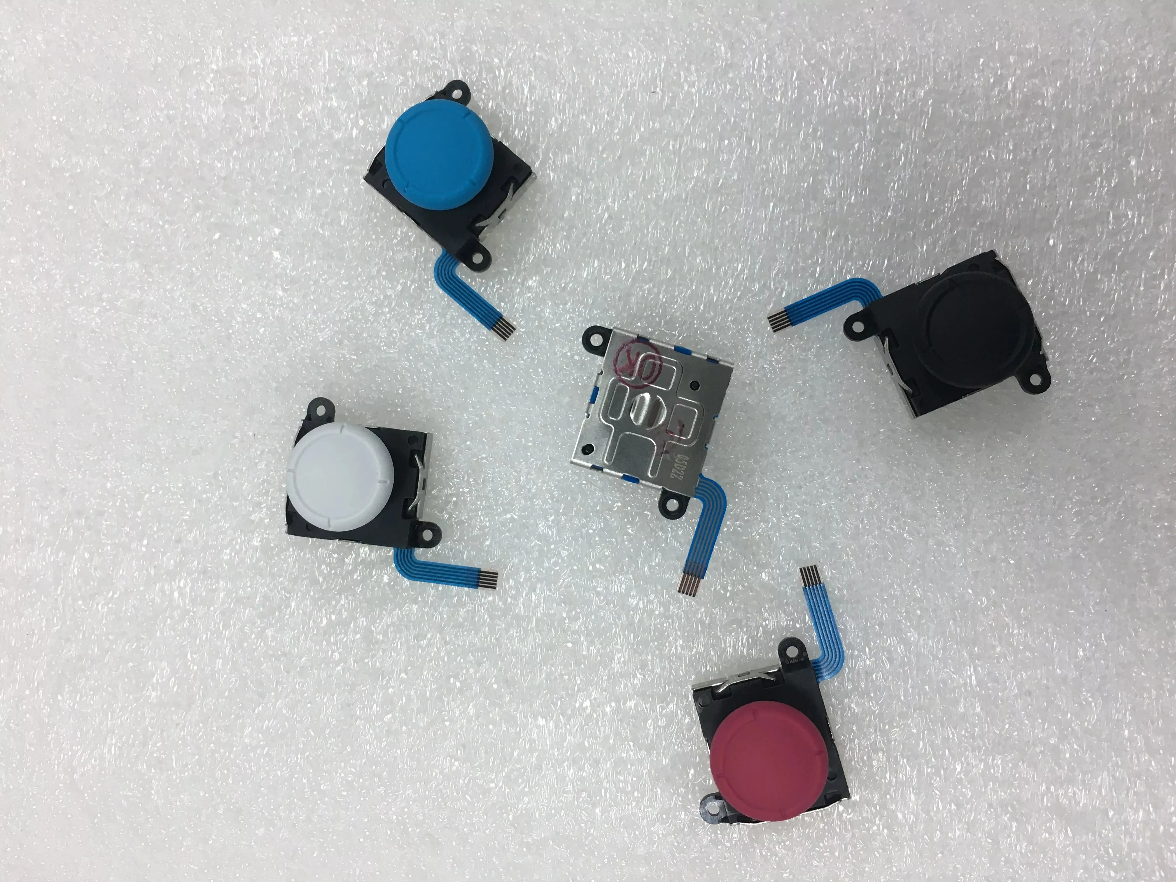 10 шт./лот Оригинальный Новый 3D Аналоговый джойстик Joycon контроллер Джойстик стики