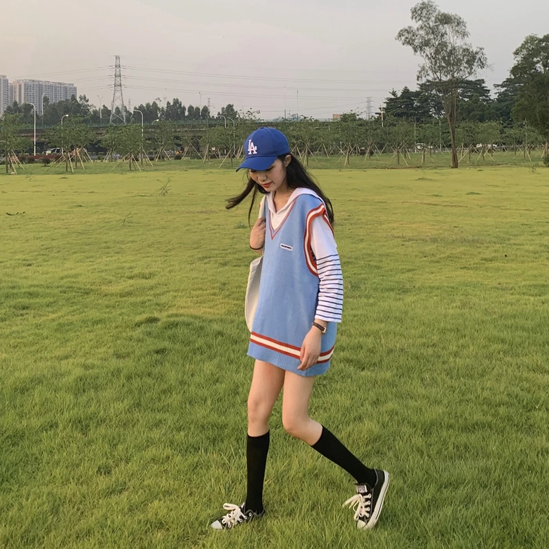 2020 Spring Autumn Girls Loose Korean Sleeveless Knitted Vests Pullovers V Neck Sweaters For Jk School Uniform Student Clothes |