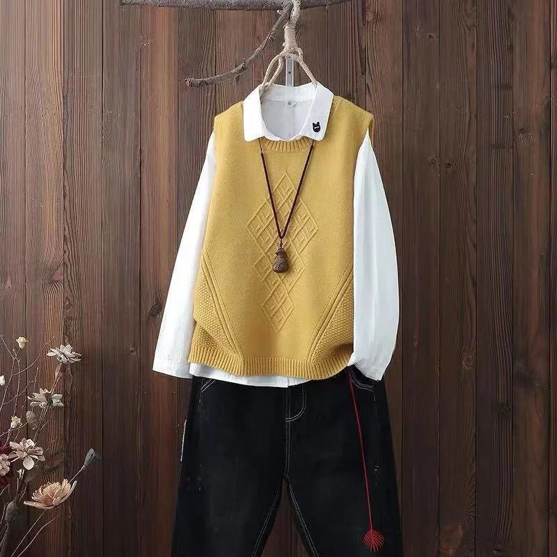 

Women's knitted round neck vest, college shirt, spring and autumn clothes, new wool vest, Korean loose sweater.