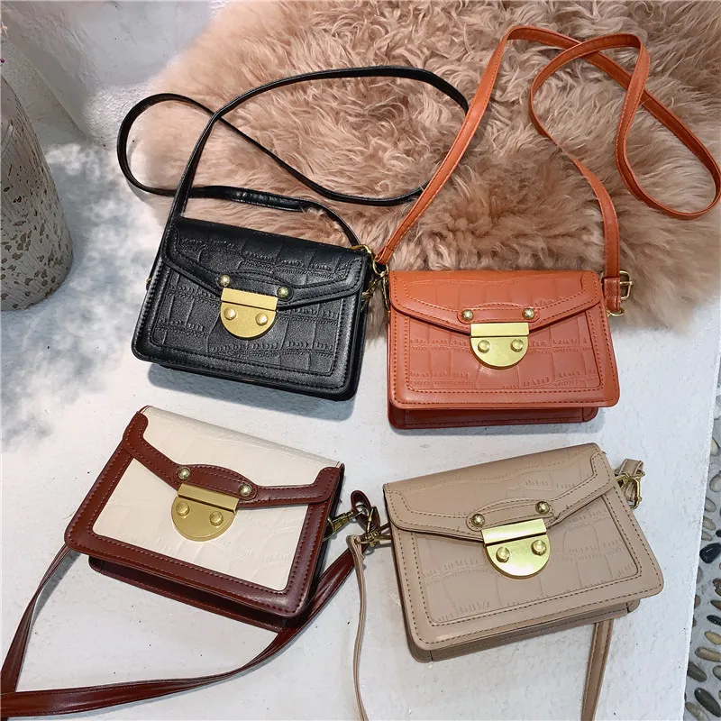 

Women's Bag 2020 Winter New Fashion Versatile Retro Stone Pattern Small Square Bag Women's One Shoulder Slant Span Small Bag