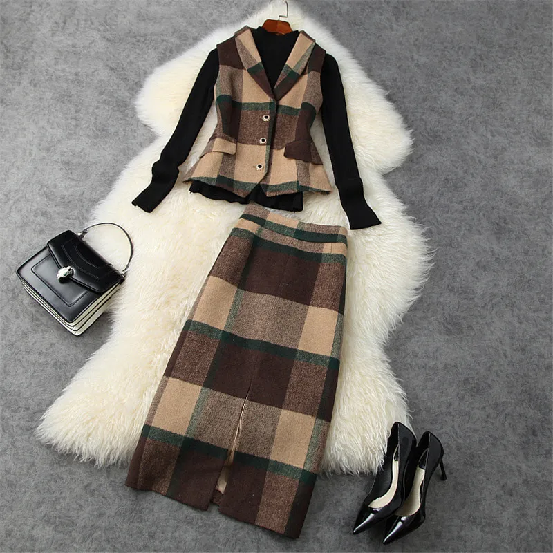 

Autumn Winter 3 Piece Suit Women Turn Down Collar Plaid Woolen Vest Knitting Pullover Top and Skirt Matching Set Vintage Outfit