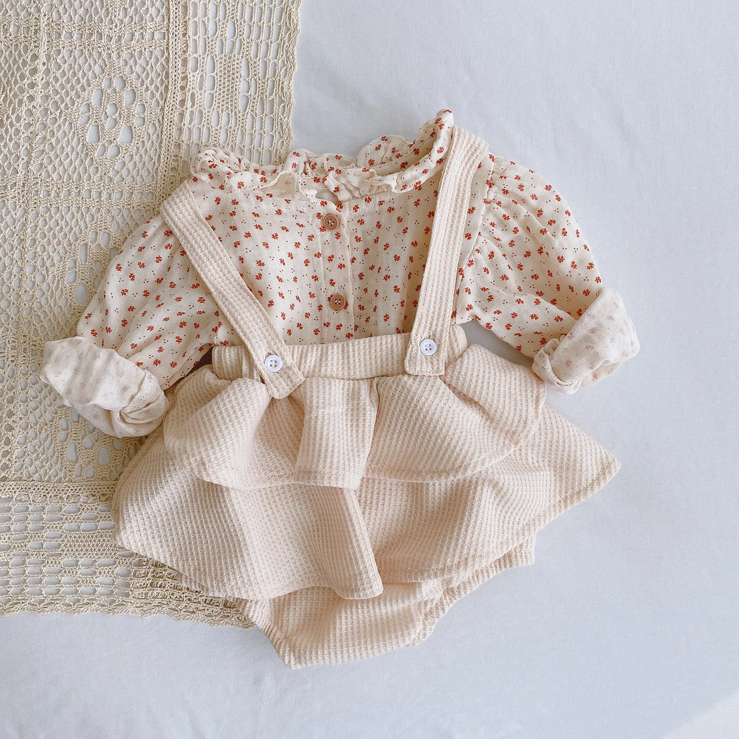 

2020 Autumn New Born Baby Girl Clothes Set Floral Plaid Long Sleeve Shirt And Strap Overalls 2pcs Lovely Girls Outfits Sets