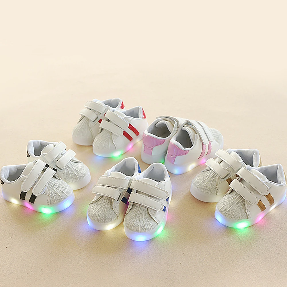 New Kids shoes Led shoes Casual Sport Running Shoes Sneakers Children Luminous Shoes Boys Girls Stripe Baby Non-slip Sneakers