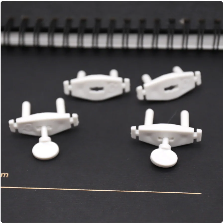 Бразильские Чехлы для детских штепсельных вилок белые крышки розеток защитные