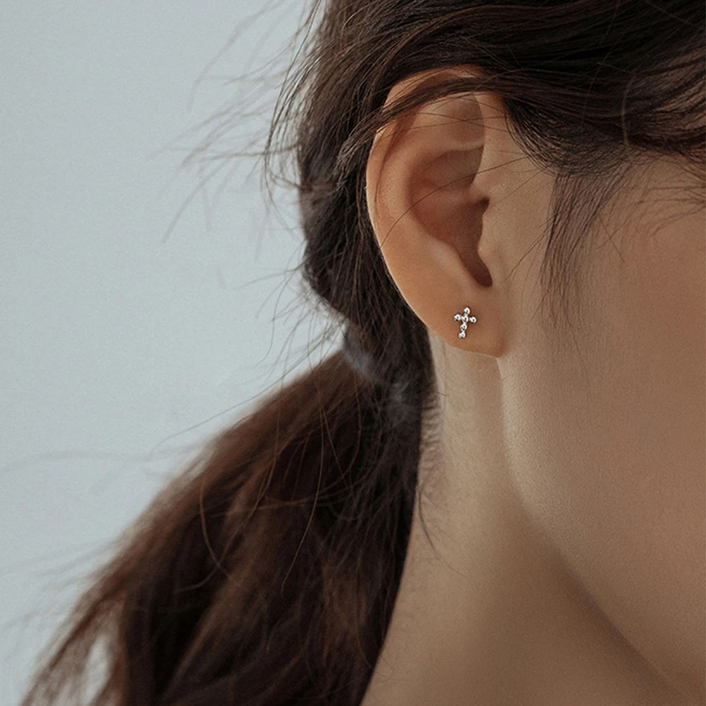 Серьги гвоздики Асимметричные Серебристые для мужчин и женщин украшения ушей в