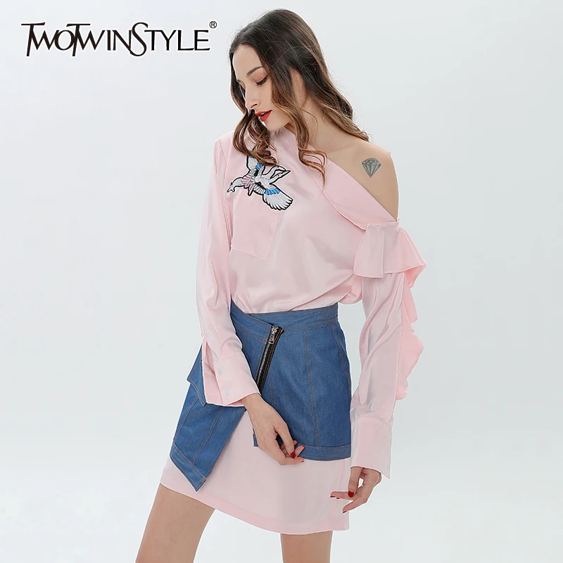 

Женский комплект из двух предметов TWOTWINSTYLE, с вышивкой, открытыми плечами и оборками, мини-платье с высокой талией, асимметричная юбка, 2021