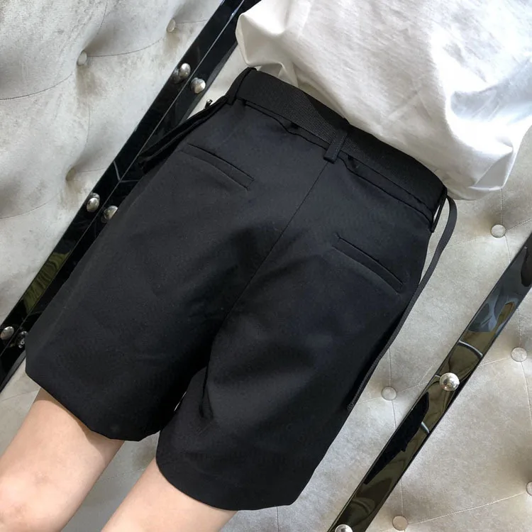 Женские брюки с карманами и ремнем повседневные однотонные в стиле колор