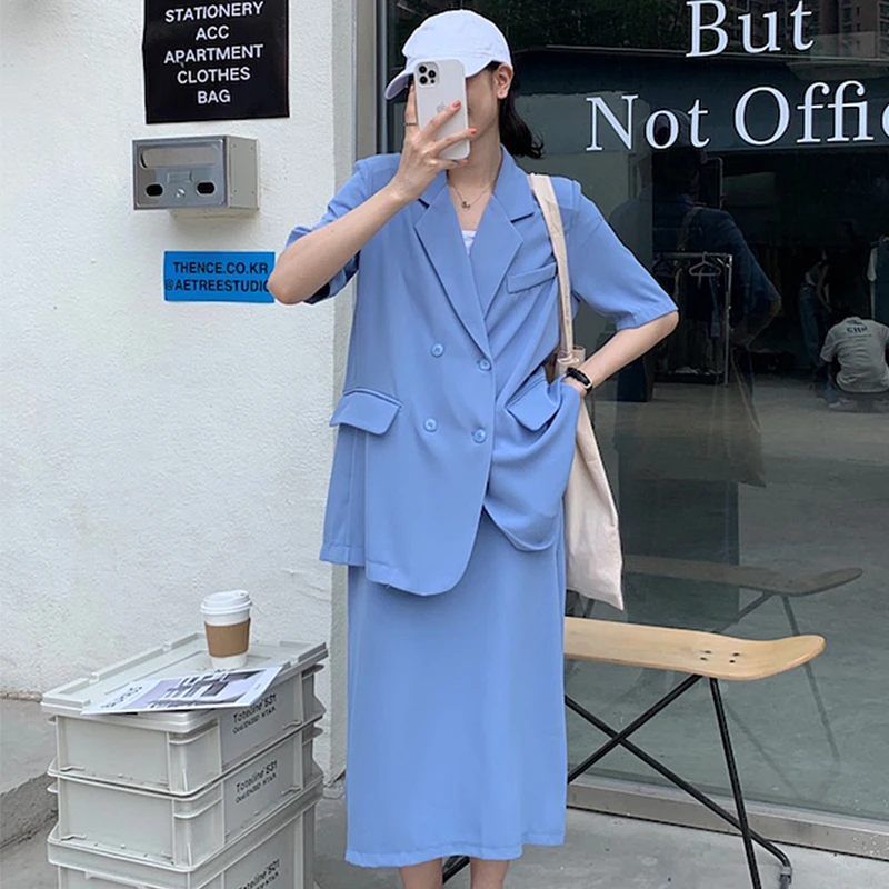 

Женский костюм с прямой юбкой, двубортный блейзер с отложным воротником и короткими рукавами, простой костюм с прямой юбкой с высокой талие...