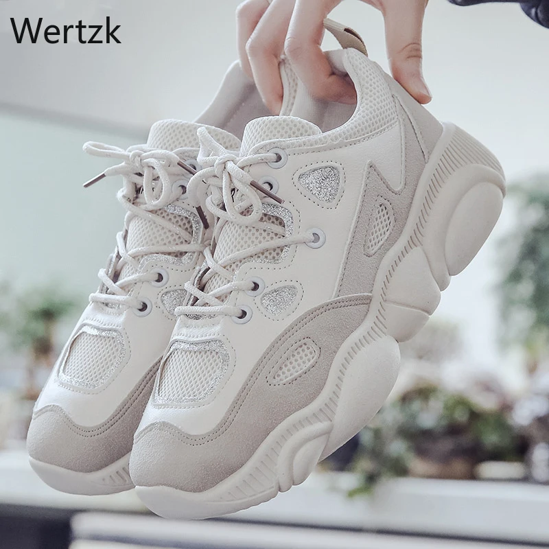 Модная женская обувь со звездами повседневная на плоской подошве шнуровкой