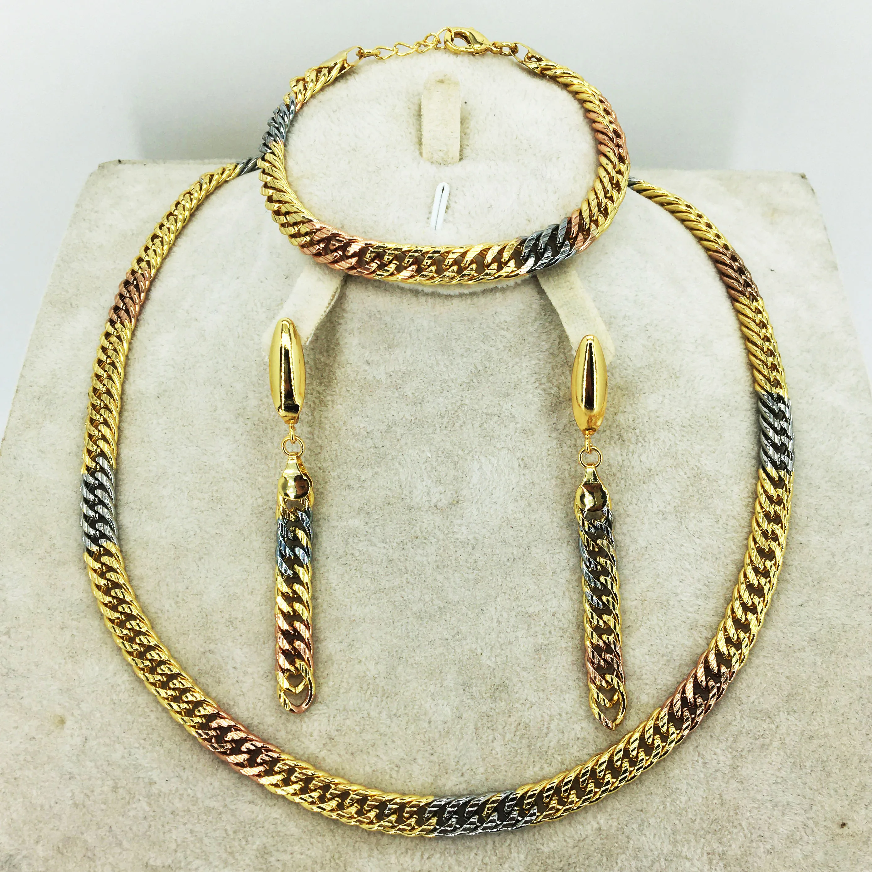 

Высококачественные итальянские золотые ювелирные изделия для женщин, африканские бусины, ювелирные изделия, модное ожерелье, серьги, брасл...