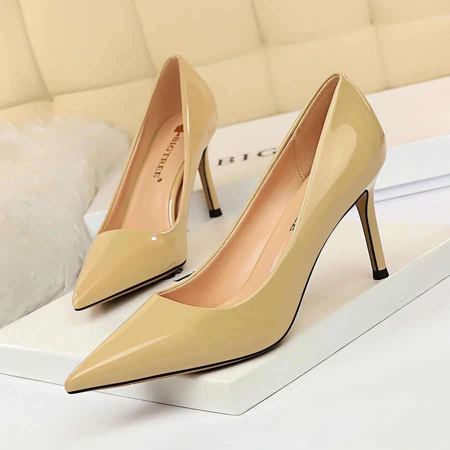 Plus Size 34-44 Hot Women Shoes Pointed Toe Pumps Patent Leather Dress High Heels Boat Wedding Zapatos Mujer 2020 Bigtree Shoes