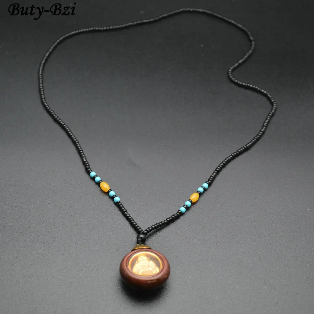 Колье с подвеской из смолы длинная цепочка бусинами в форме Будды золотой цвет со смеющимися деньгами