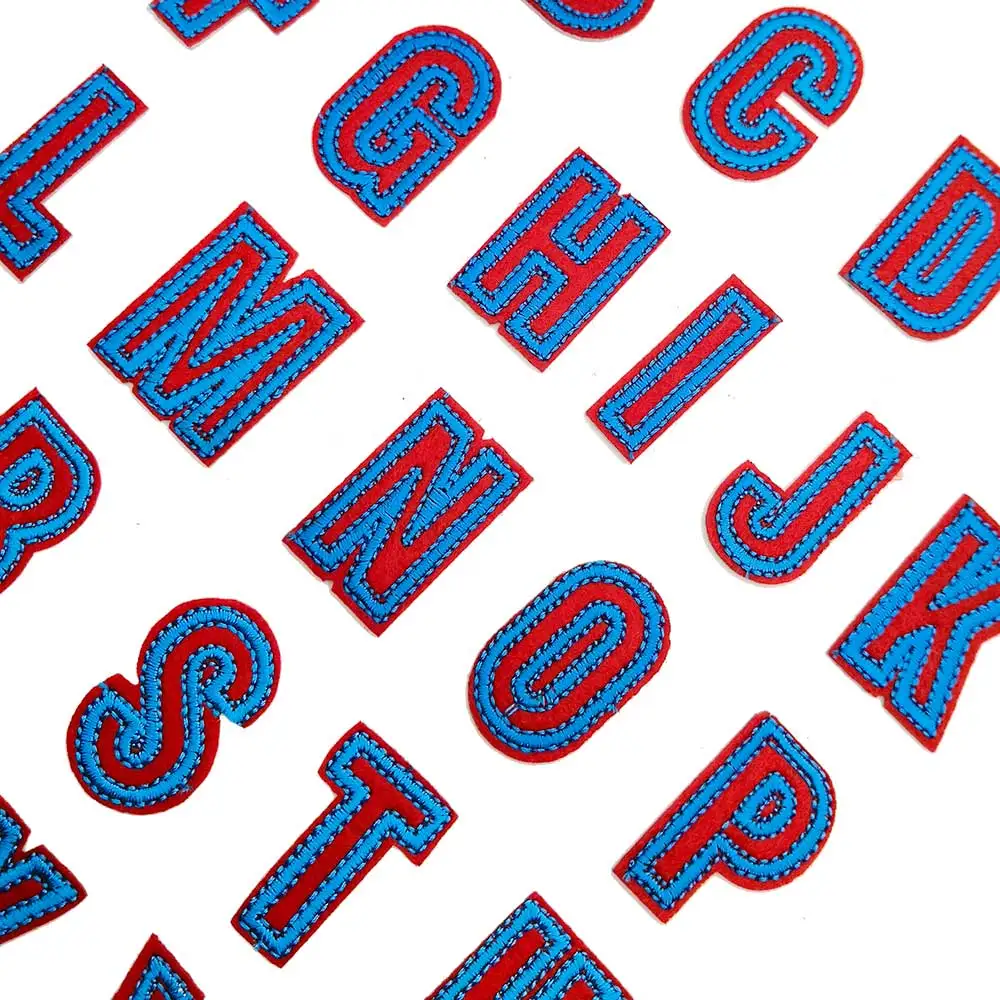 Один комплект 26 шт. красные синие буквы-цифры патчи алфавит вышивка утюгом для