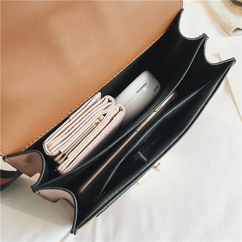 

Luxury Handbags Women Bags Designer Rivet crossbody bags for women 2020 Fashion Small Messenger Shoulder bag ladies Hand Bag