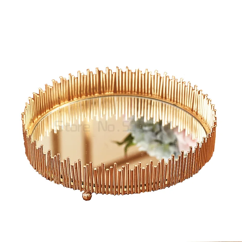 

Поднос металлический зеркальный в европейском стиле, поднос для хранения ювелирных изделий в гостиной, косметики, выставочный зал, реквизи...