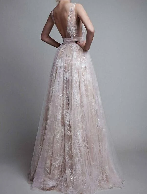 

New Backless Prom Dresses Deep V Neck 2021 A Line Sleeveles Evening Gowns Long Appliques Tulle Formal Party Dresses Champagne
