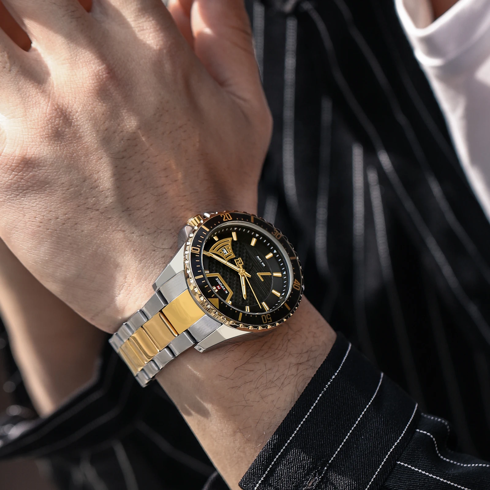 NAVIFORCE Men Luxury Watches Business Casual Gold WristWatch For Men Military Stainless Steel Waterproof Quartz Clock Watch Male