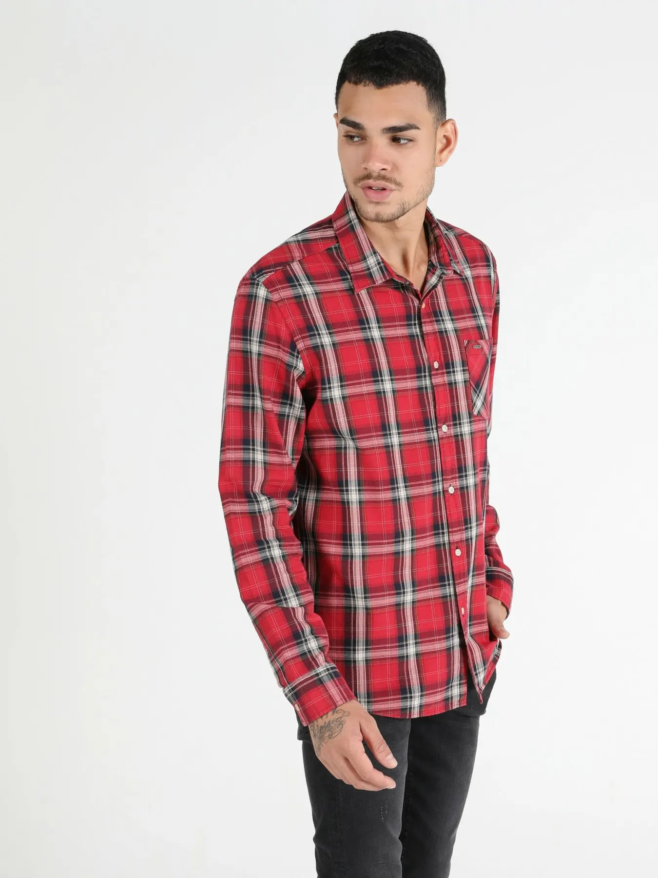 

Men Long Sleeve Shirt CL1050020