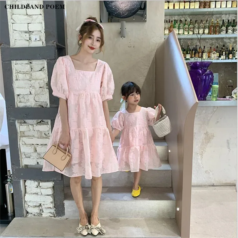 

Семейная Одинаковая одежда, летний семейный образ, платья для мамы и дочки, пышные рукава, одежда для мамы и дочки, одежда для мамы и дочки, пл...