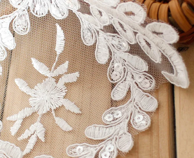 

round lace flowers appliques lace mirror lace pairs ivory with silver embroidery lace motifies wedding dress lace patch