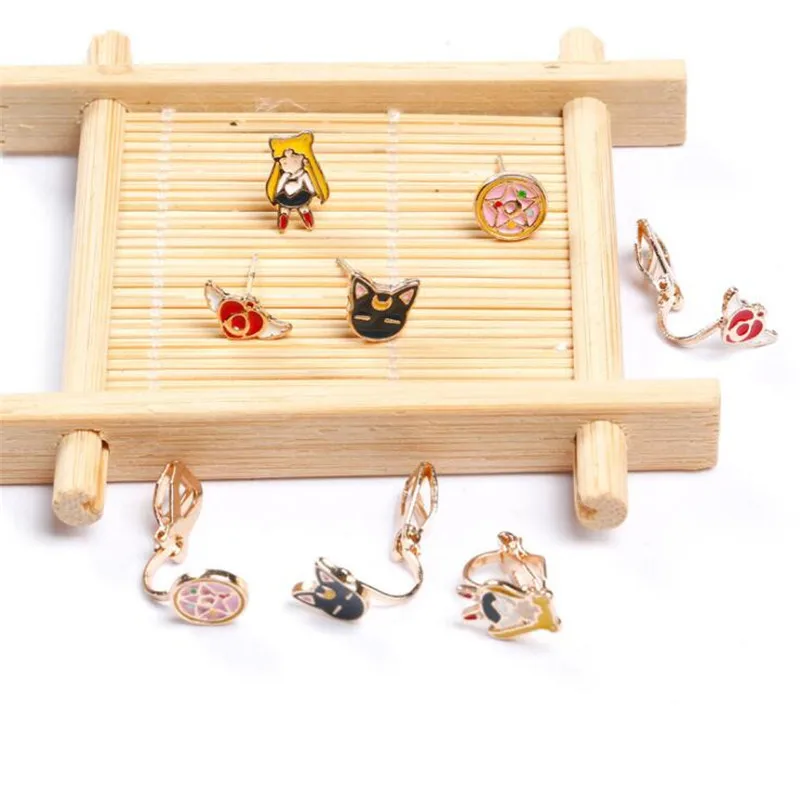 Серьги гвоздики в стиле аниме сейлор мун значок косплея луна крыло Tsukino Usagi зажим