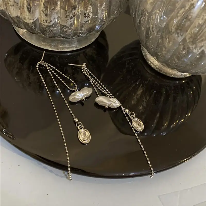 

Imitation Pearl Earrings French Vintage Female 2021 Long Style Design Earrings Wild for Women Jewelry