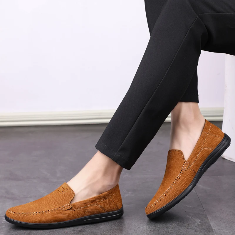 Мокасины мужские из натуральной кожи дышащие мягкие туфли-лодочки без застежки