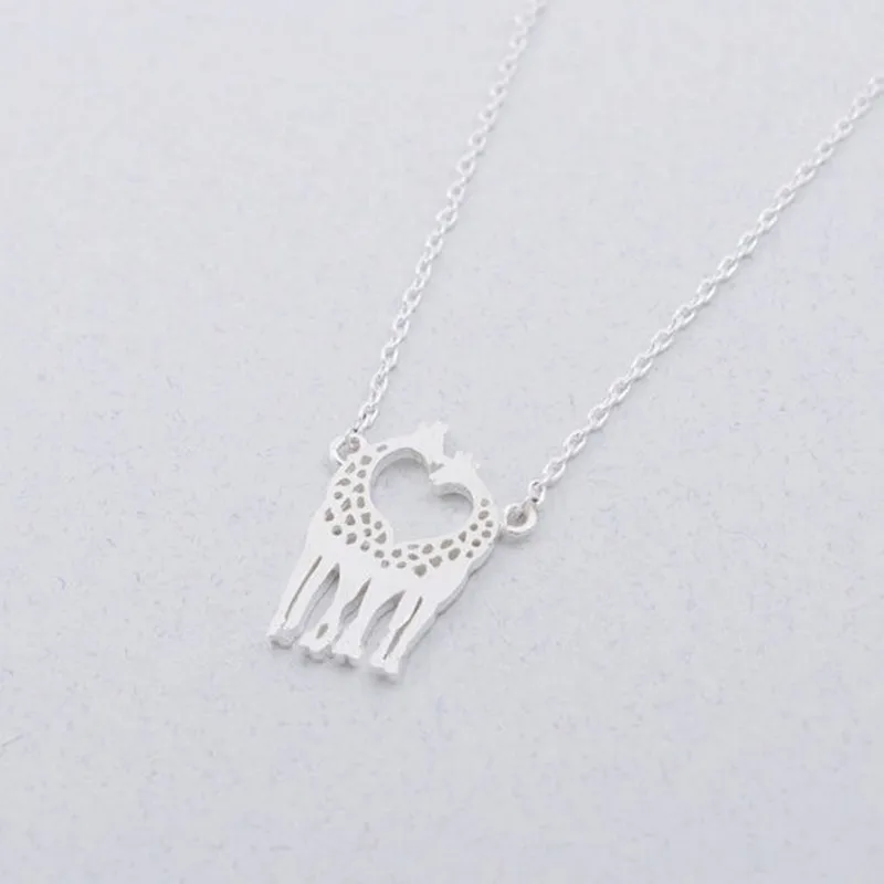 Модное ожерелье с двумя жирафами в виде сердца | Украшения и аксессуары