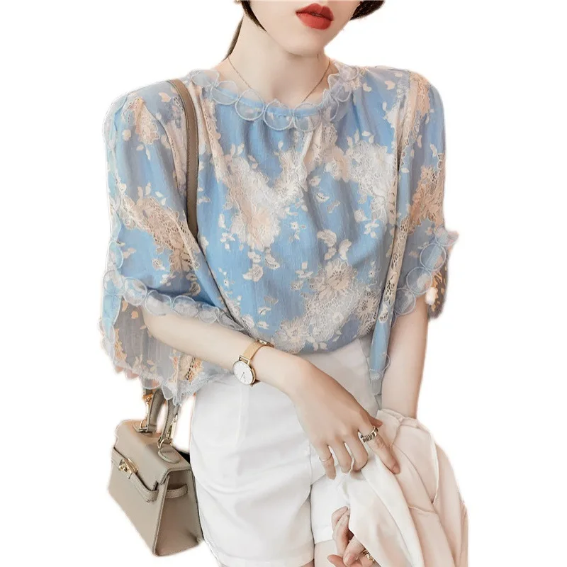 

Korean version of women's 2021 summer new product fashion western round neck lace stitching blouse women