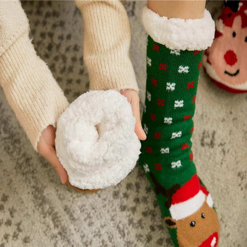 

2019 women's winter socks thick plush cotton socks warm non-slip home floor socks Christmas gift gift box cartoon carpet socks