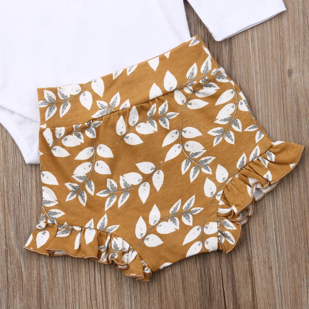 Милые комплекты одежды для маленьких девочек белый комбинезон + шорты с