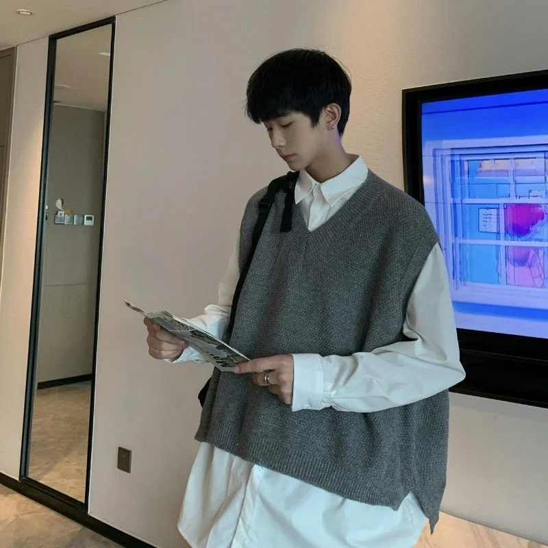 

Knitted Vest Sweater Men Classic Sleeveless V-neck Loose Pullover Sweaters Spring Autumn Outer Wear Oversized Coat Male Clothes