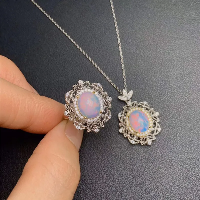 Женский комплект из кольца и ожерелья с крупным натуральным опалом серебра 925