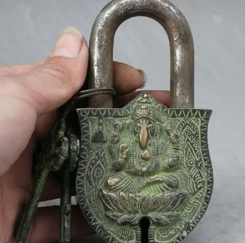 

Old Tibet Buddhism Bronze Ganapati Ganesh Lord Buddha Statue Door Lock Two Keys