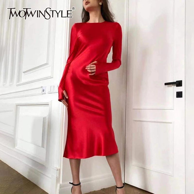 Женское платье с оборками TWOTWINSTYLE летнее однотонное элегантное средней длины