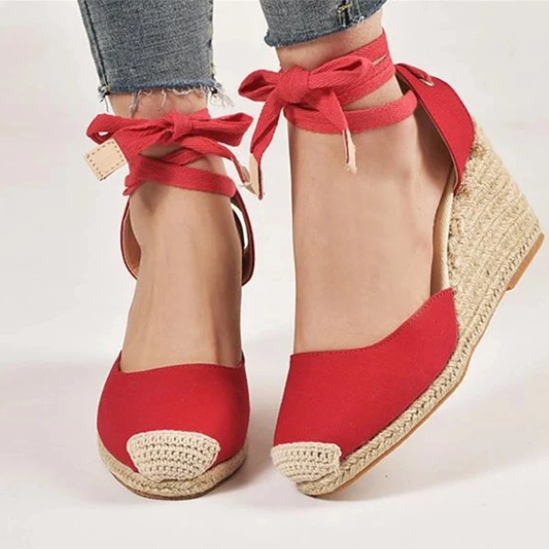 Женские босоножки на танкетке повседневные туфли лодочки толстой подошве