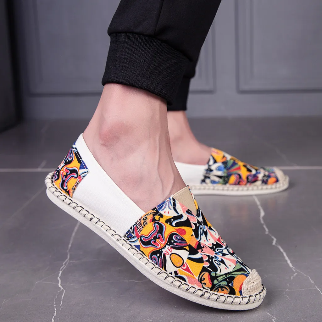 Мужские спортивные ботинки в китайском стиле холщовые с одной ногой и граффити