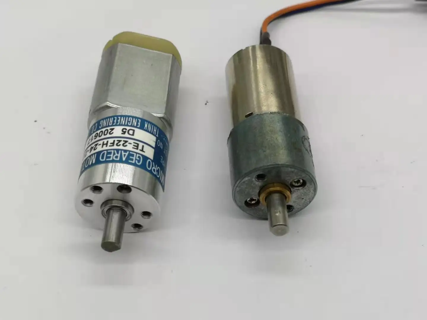 1 шт Бесплатная доставка Сакураи пресс чернила ключ двигателя TE 22FH 24 200 для 458