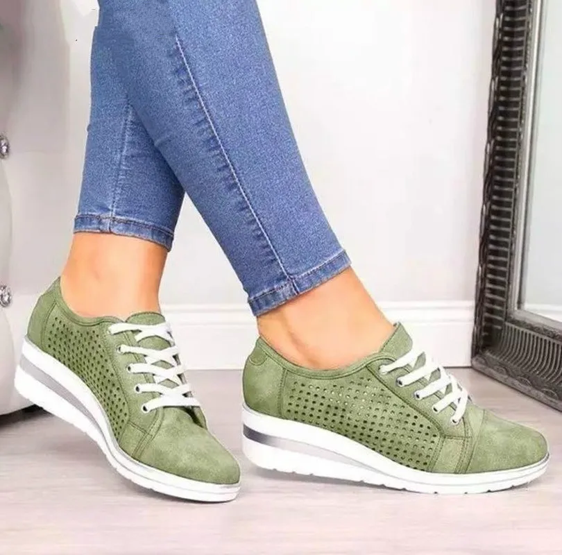 

2021 Women Wedge Shoes Summer Autumn Casual Canvas Sneakers Breathable Platform Sneakers Meddle Heel Pointed Toe Air Mesh Shoe