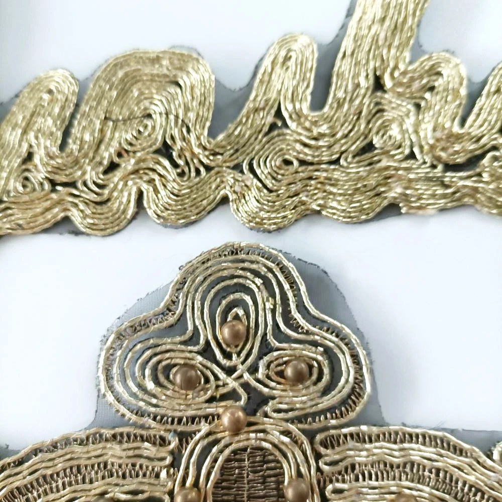 

Apparel large embroidery big crown patch for clothing AM-3035