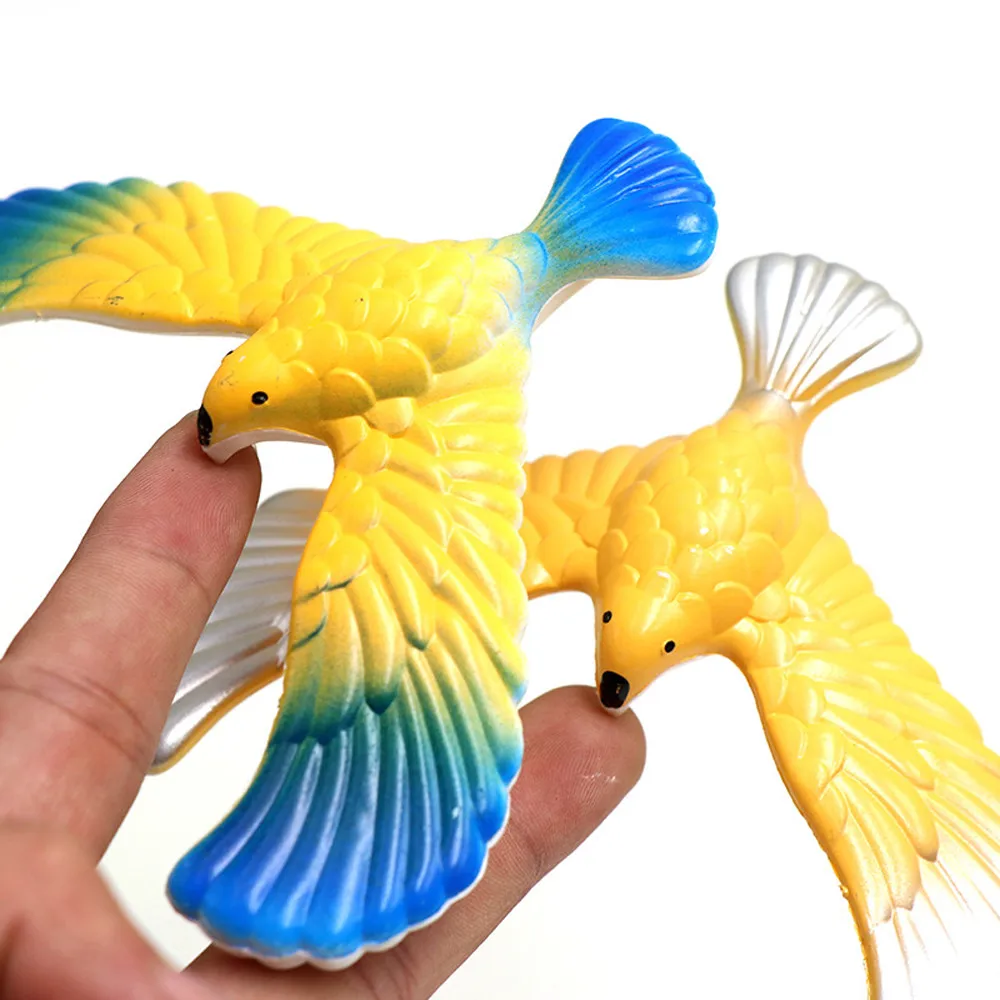 

Novelty Amazing Balancing Eagle With Pyramid Stand Magic Bird Desk Kids Toy Fun Intellectual Training Educational Toy#fs