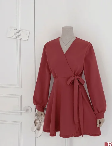 

new lace up Plus size Autumn red Dress Girls Boho Party Female Vintage Dress v neck Long Sleeve Women Dresses red Robe Vestido