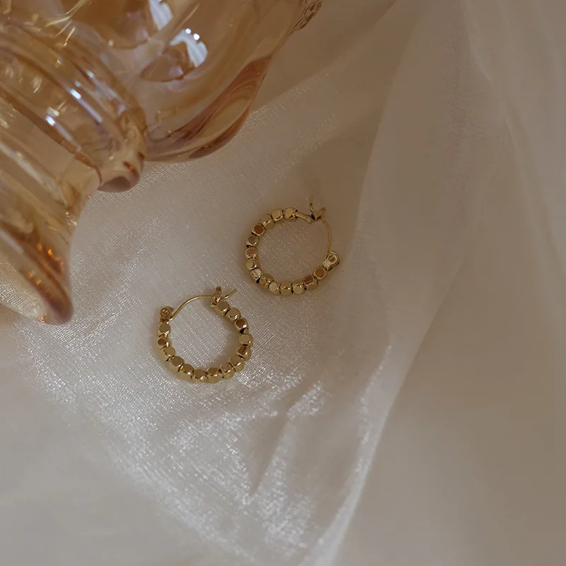 

Gold Yellow Color Metal Hoop Earrings for Women Small Simple Round Circle Huggies Ear Rings Steampunk Accessories