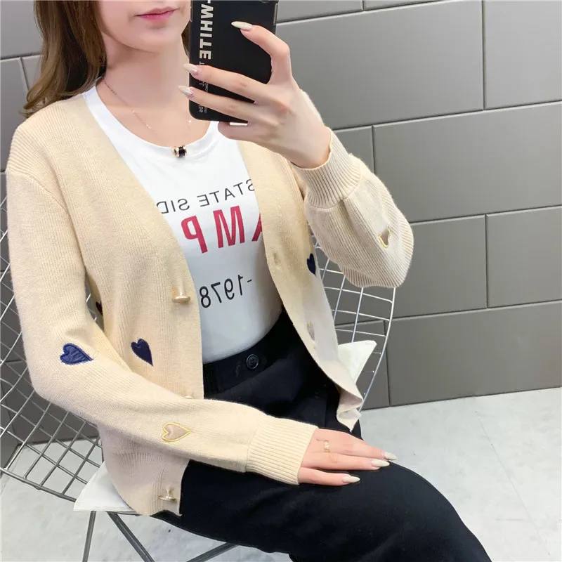 

(2nd floor, 7th floor, D district, 1st floor) Actual photo of the Korean version of the new autumn cardigan in 2019