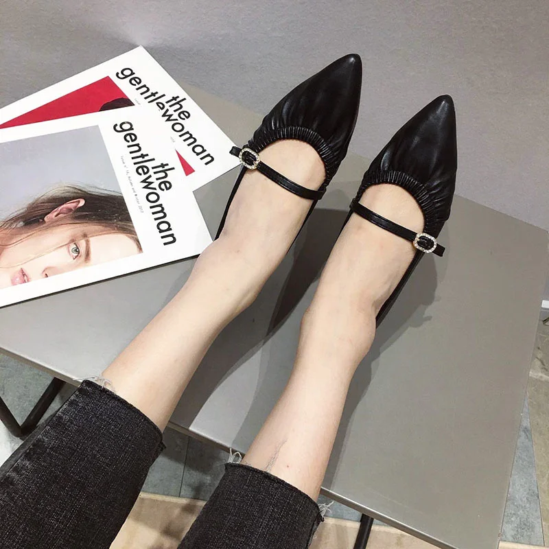 Buckle Crystal Strap Flats Woman Pointed Toe Grandma Shoes Women Pleated Elastic Band Loafers Comfy Soft Bottom Moccasins Femme